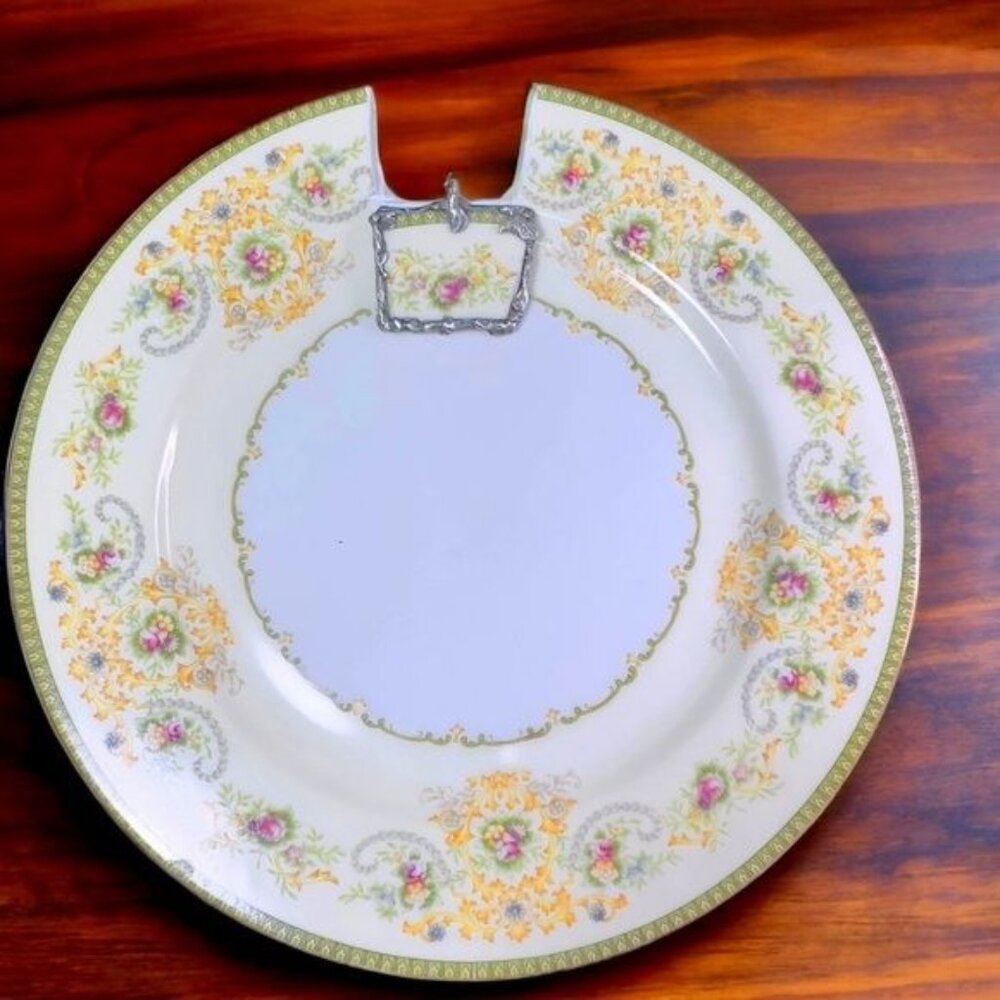 Upcycled Porcelain Necklace With Floral Design & Silver Blend Metalwork Frame - Picture 8 of 11